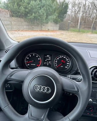Audi A1 cena 33400 przebieg: 81000, rok produkcji 2013 z Sosnowiec małe 22